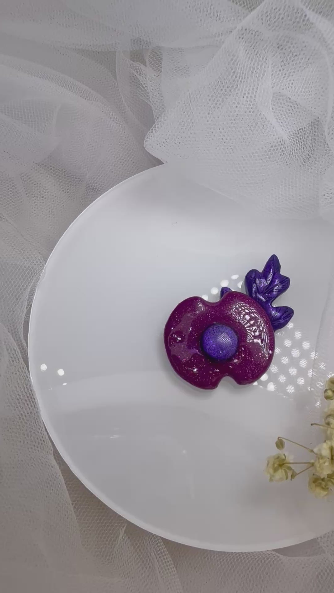 Metalic Mica Full Purple Poppy (Animals who served)