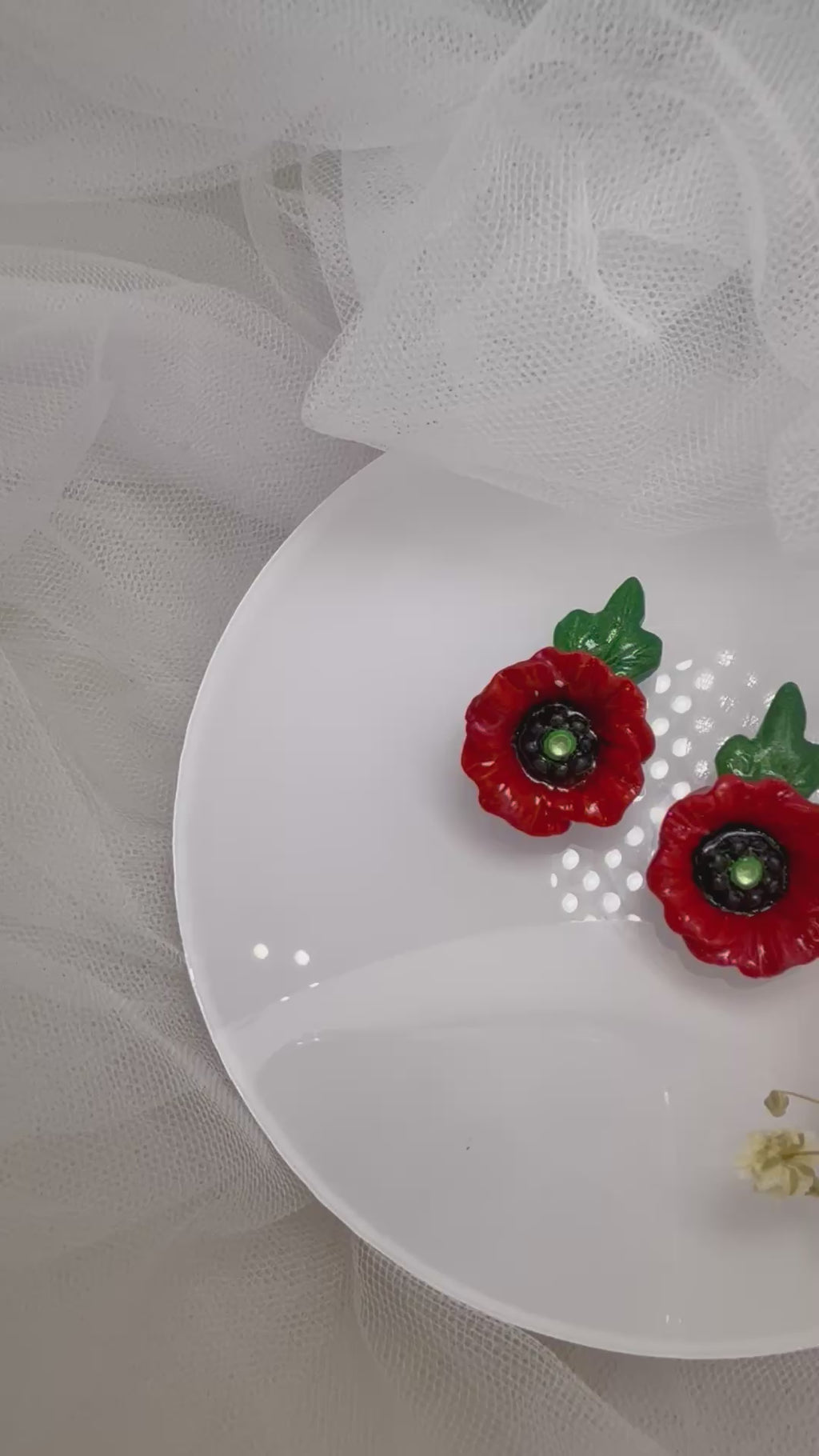 Classic Red & Green Mica Poppy Earrings